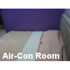 Sri Emas Air Con Room Queen Bed attached Bathroom 202